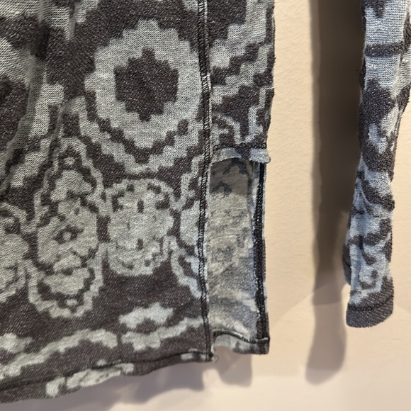 dylan long sleeve shirt Medium - Picture 5 of 5